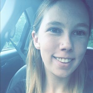 Meet your Posher, Sharon